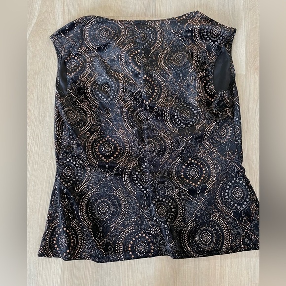 Super Sparkly ONYX NITE Black & Bronze Scoop Neck Top. - Picture 4 of 10
